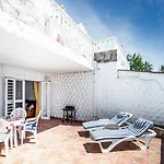 شقة Near The Beach, With Terrace And Wifi