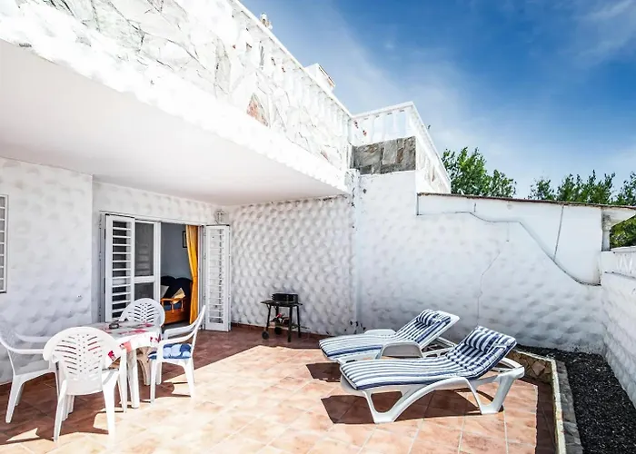 Apartamento Near The Beach, With Terrace And Wifi