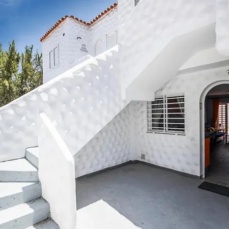 Near The Beach, With Terrace And Wifi Apartmán *