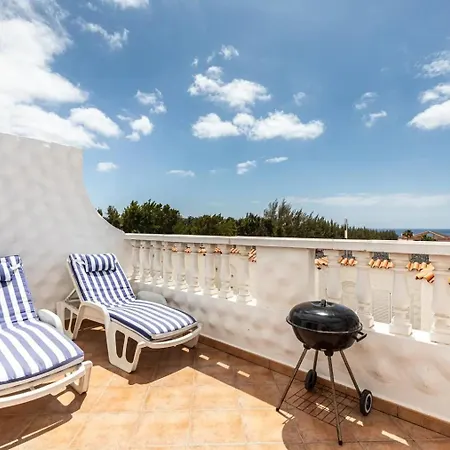 Near The Beach, With Terrace And Wifi Apartmán *