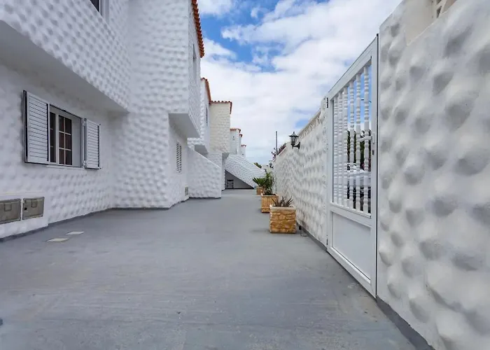 Near The Beach, With Terrace And Wifi Daire