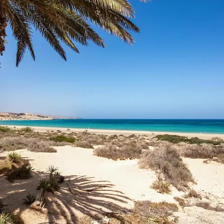 Near The Beach, With Terrace And Wifi דירה